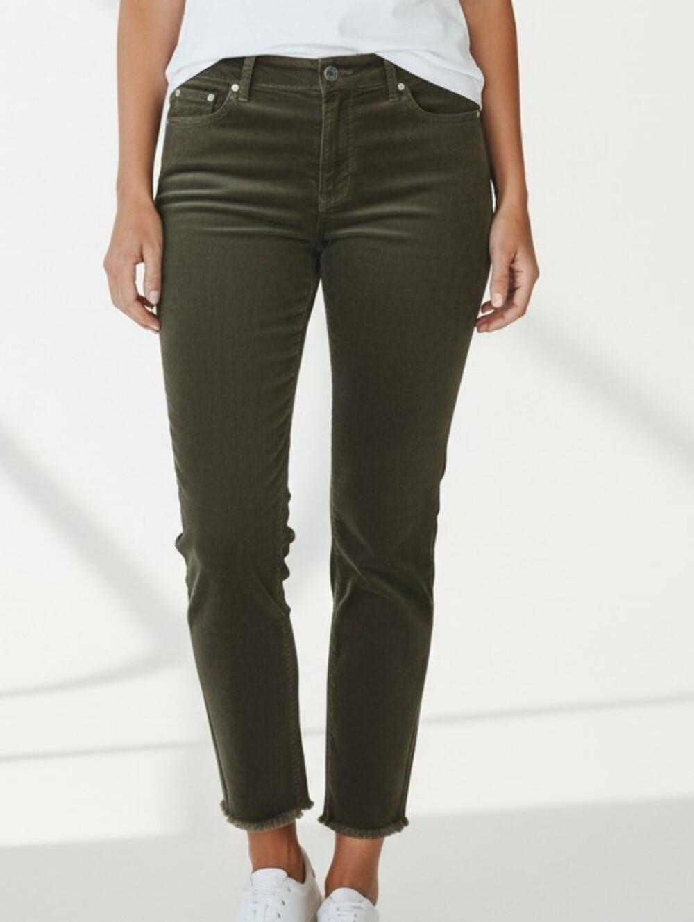 Talbots Flawless 5 Pocket Pants Womens 8P Petite Olive Corduroy Slim Ankle Fraye